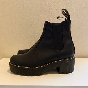 Dr. Martens Rometty Wyoming Leather Platform Chelsea Boot